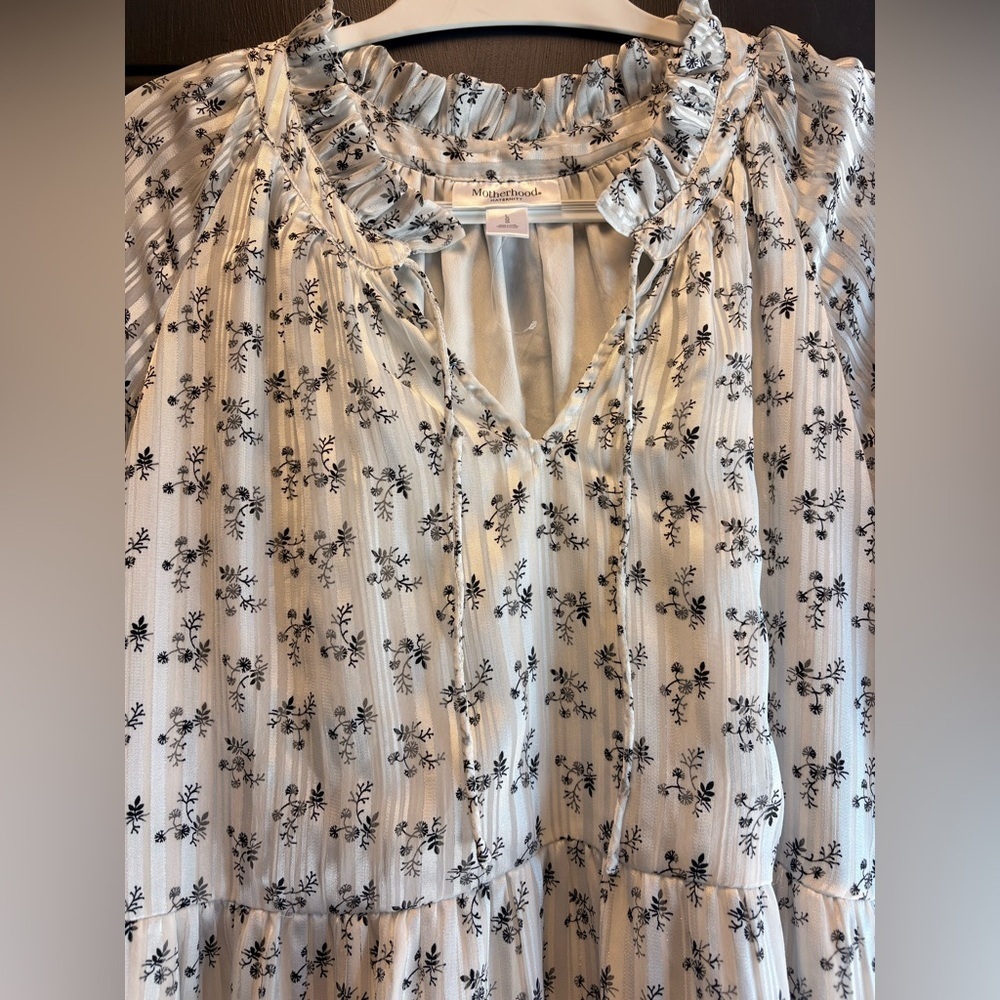 Motherhood Maternity White and Black Floral Long Sleeve Maxi Maternity Dress - Picture 9 of 11